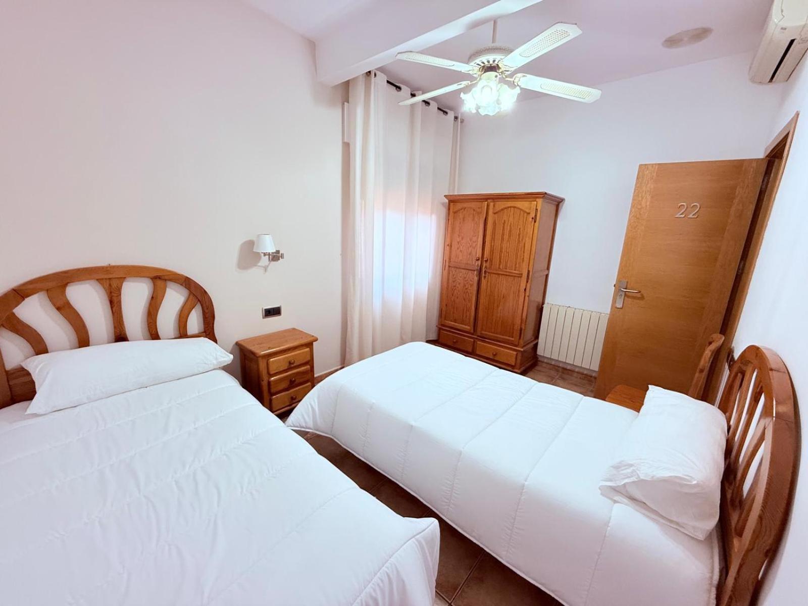 Hostal Castilla 모세욘 외부 사진